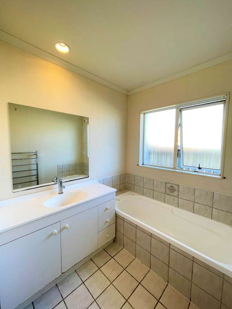 30 Millington Place Huntington Park_10