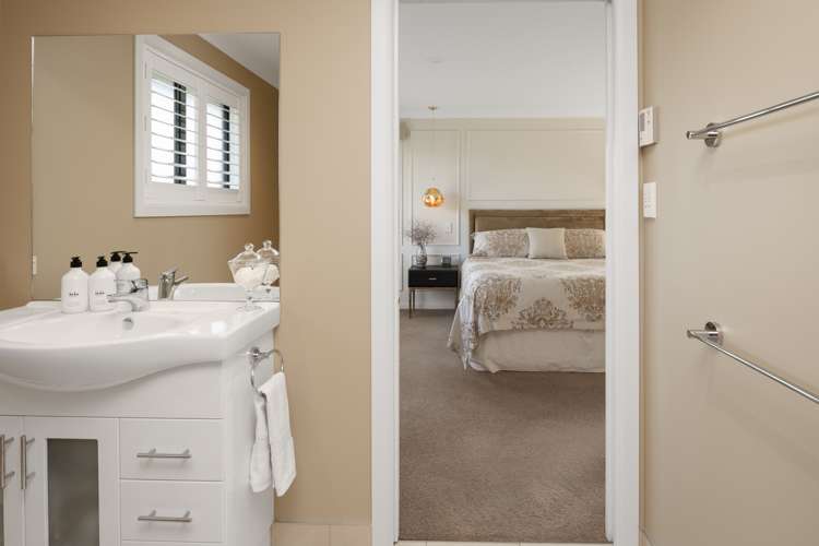 76 Inkerman Street Renwick_14