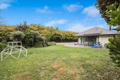 65 Rowley Crescent_3