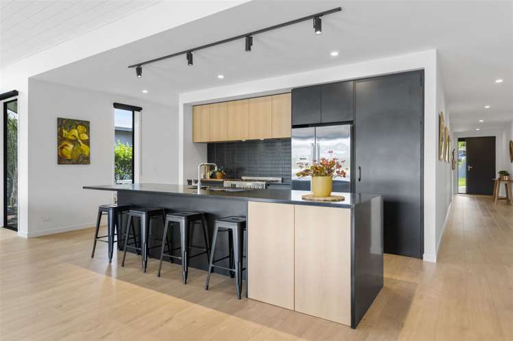 109 Motu Iti Pauanui_7