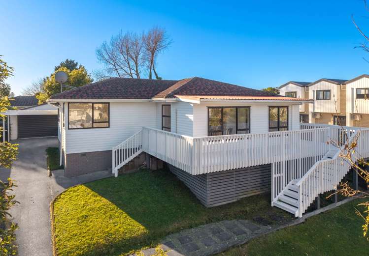 6 Rainbow Place Wattle Downs_1