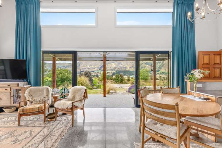 62 Pukerangi Drive Queensberry_2