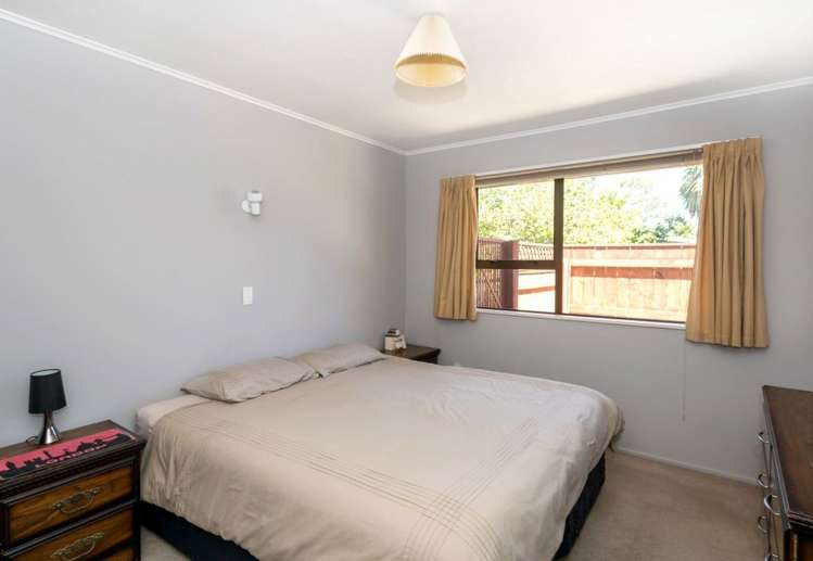 2/27 Henry Street Blenheim Central_10