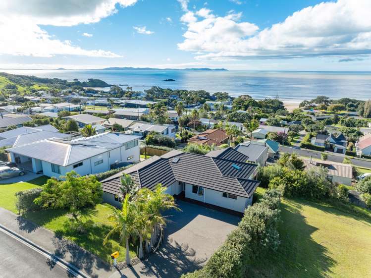 11 Christine Drive Coopers Beach_24