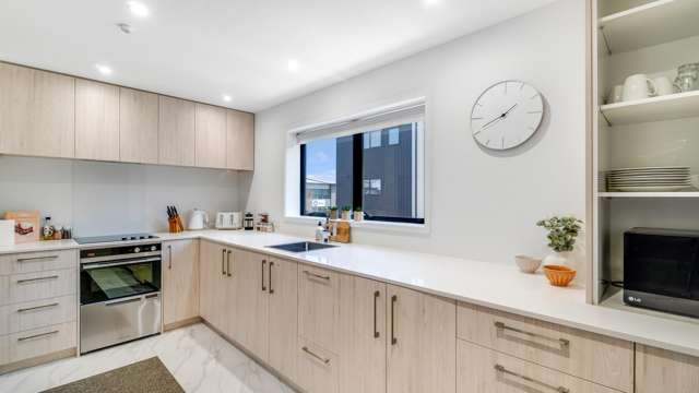 Prime Investment Opportunity on Sugar Loaf Lane!