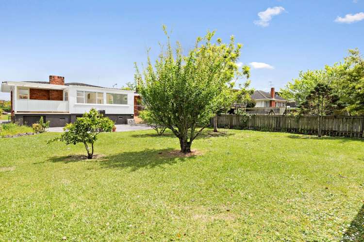 8 Covil Avenue Te Atatu South_9