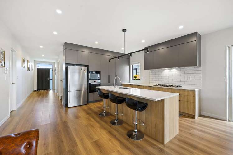 12 Korowhiti Road Clarks Beach_14