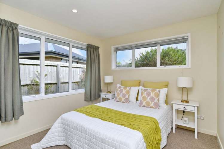 8 Booth Way Belfast_17