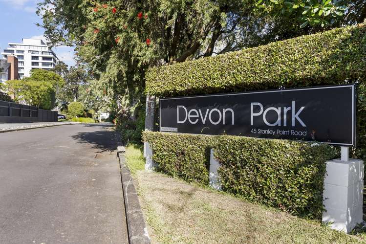 102/45 Stanley Point Road Devonport_21