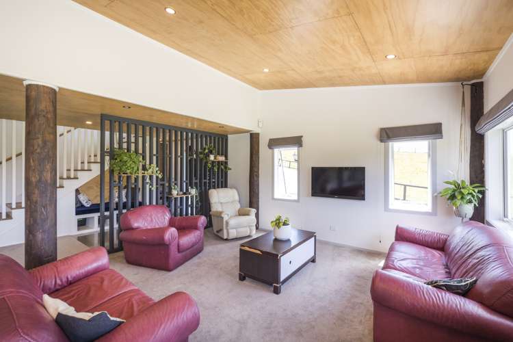 34 Highland View Drive Tokomaru_16