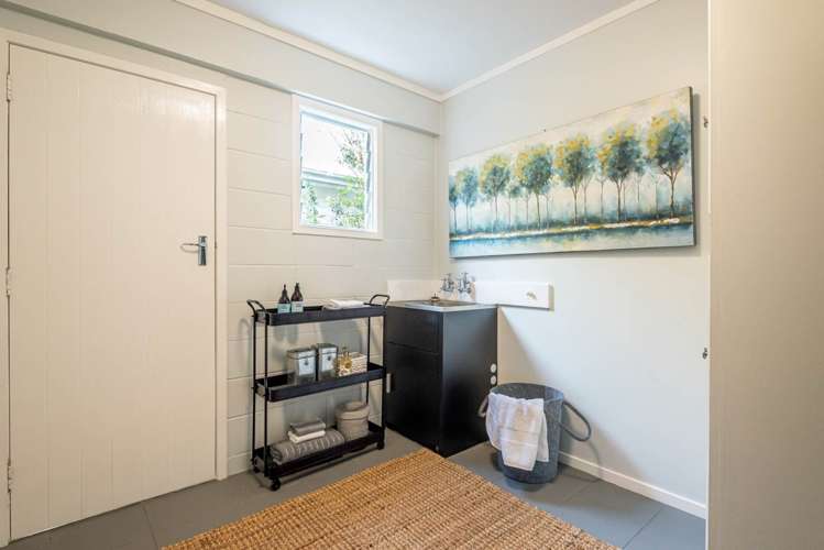 3/5 Gordon Avenue Forrest Hill_14