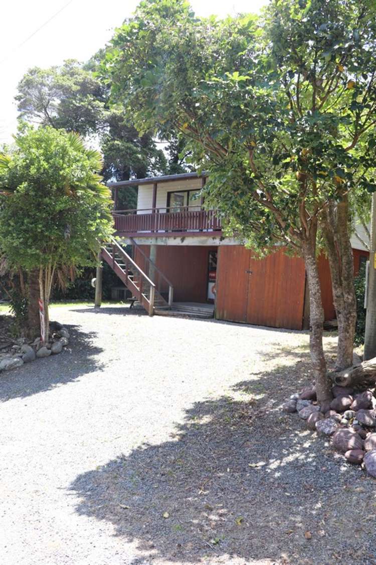 7 Sandy Bay Road Kenepuru Sound_21