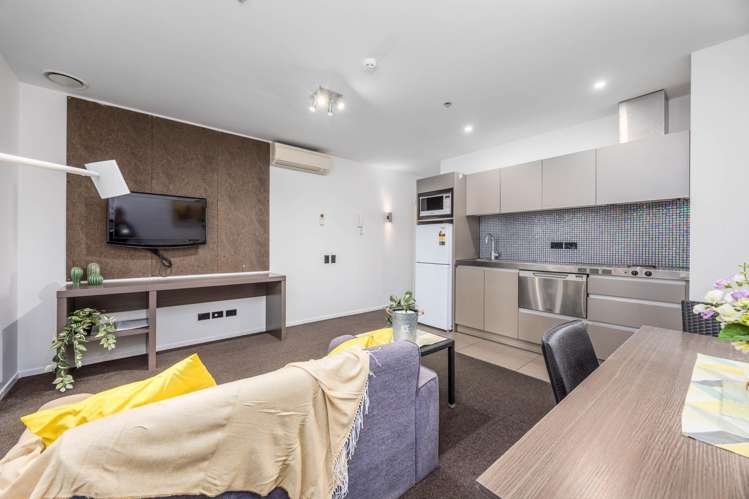 1508/19 Anzac Avenue_1