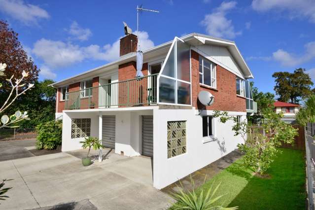 26 Taipari Road Te Atatu Peninsula_1