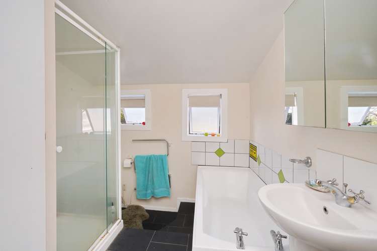 74b Dunns Avenue The Pines Beach_11