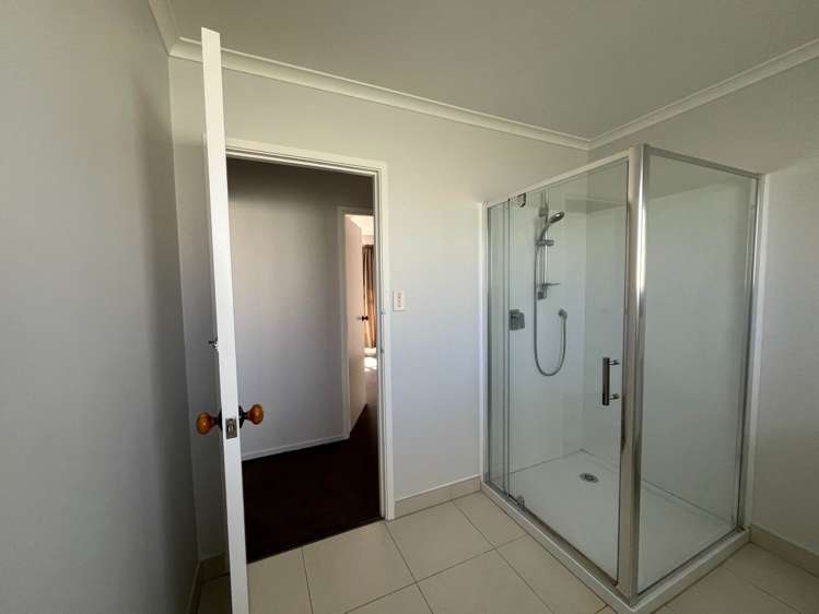 3 Hetherington Road Ranui_12
