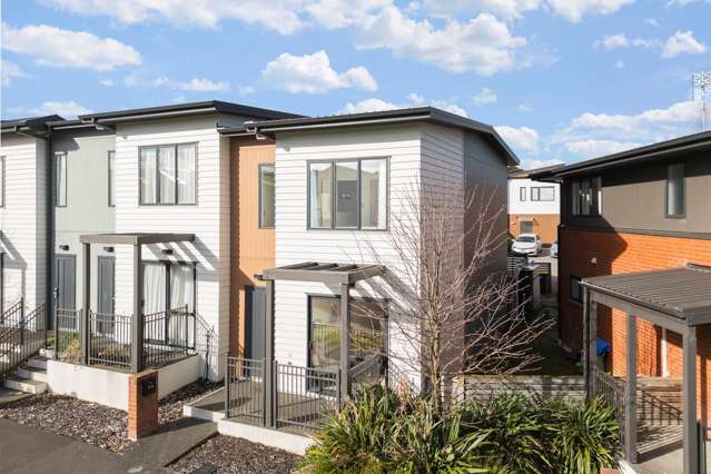 Sleek, Low-Maintenance Living in Wiri