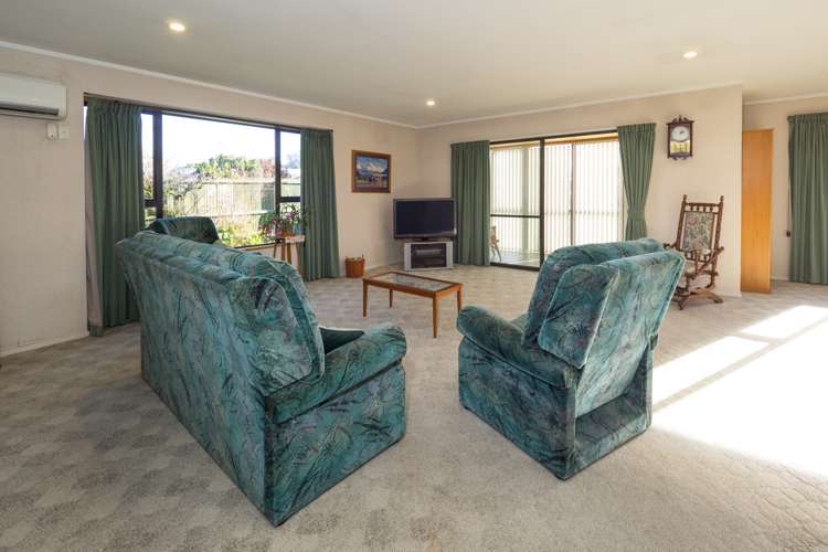 1 Falcon Drive Allenton_12