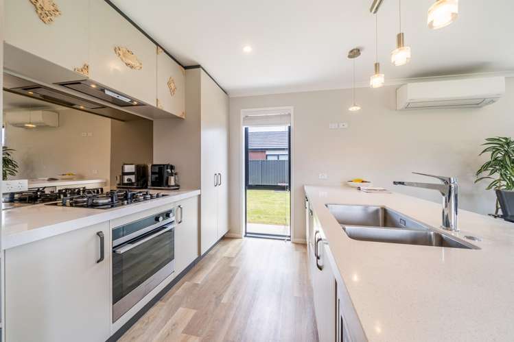 3 Te Kaeaea Crescent Wallaceville_10