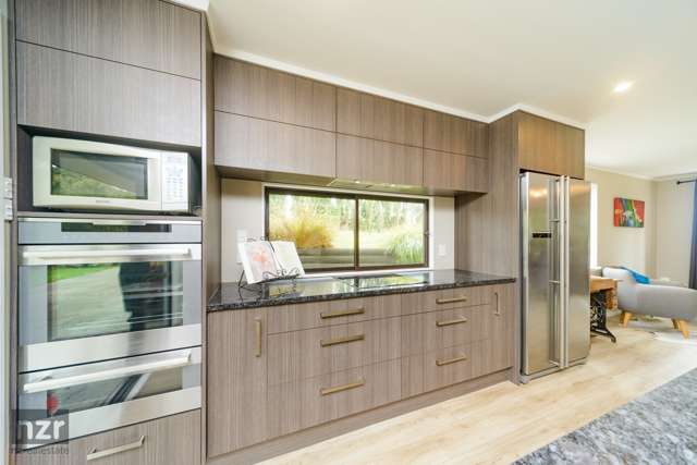 741 Makino Road Halcombe_4