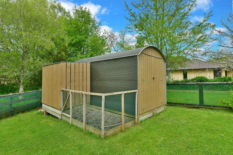 136 Awaroa Road Helensville_17