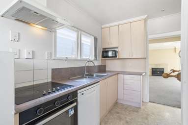 40A Tiroroa Avenue_2