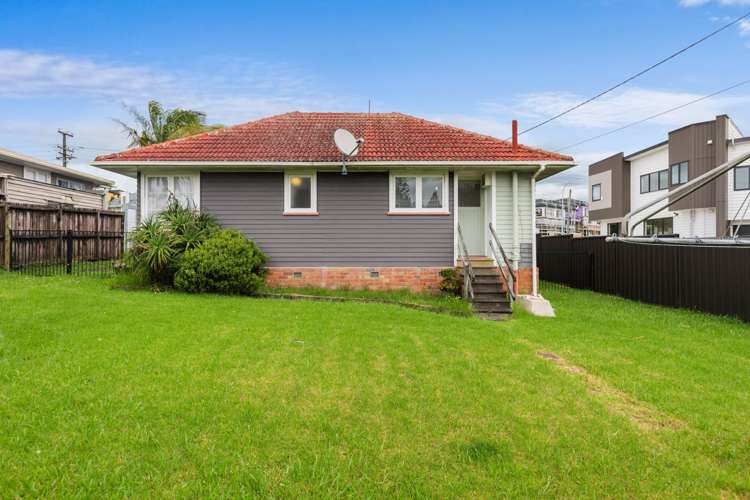 19 Vodanovich Road Te Atatu South_22