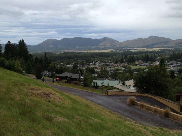 19 Oregon Heights Hanmer Springs_8