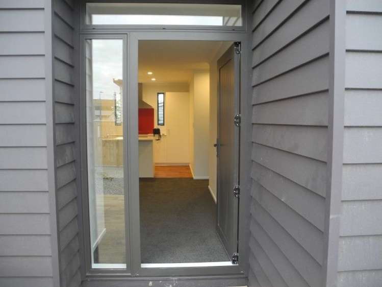 48 Exeter Crescent Takaro_10