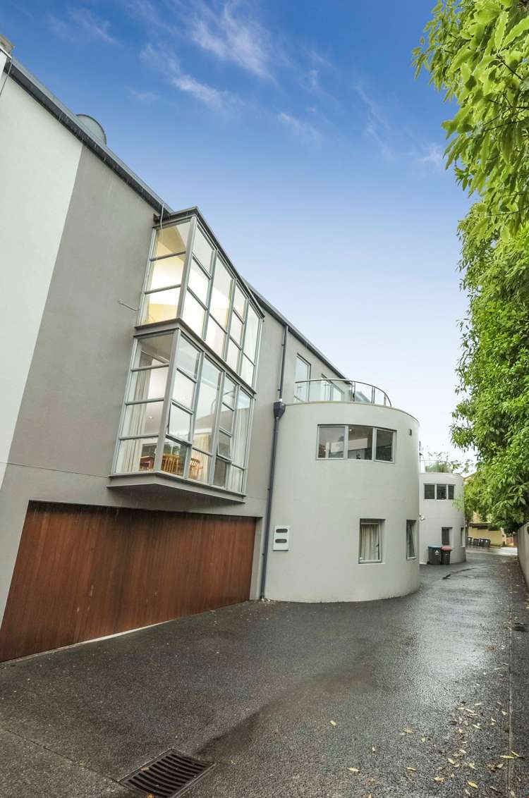 2/11 Sarawia Street Newmarket_1