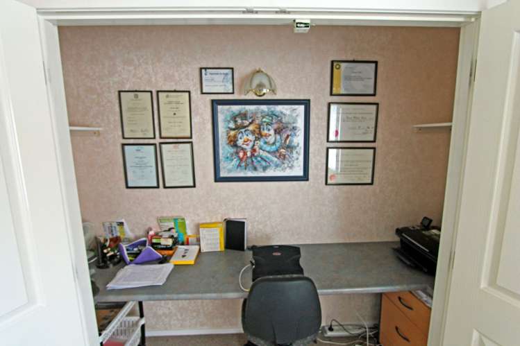 156 King Road Inglewood_11