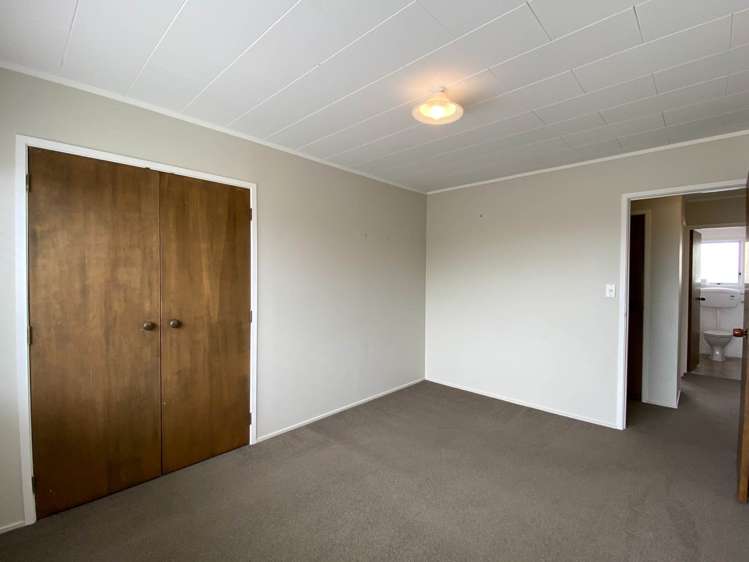 1/6 Tromie Place Highland Park_12