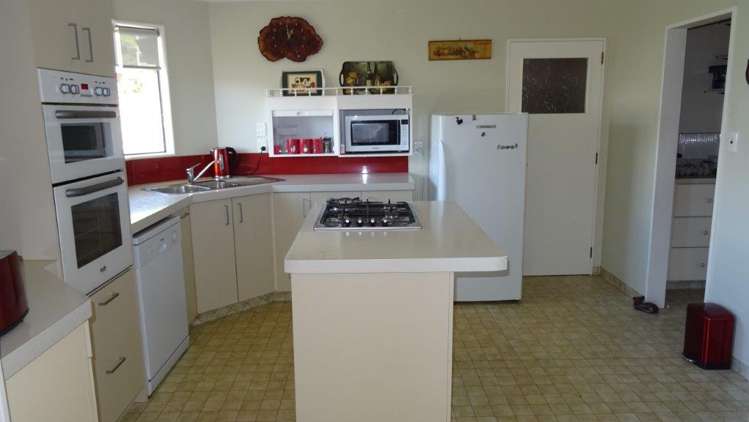 27 Moana View Road Waikawa_7