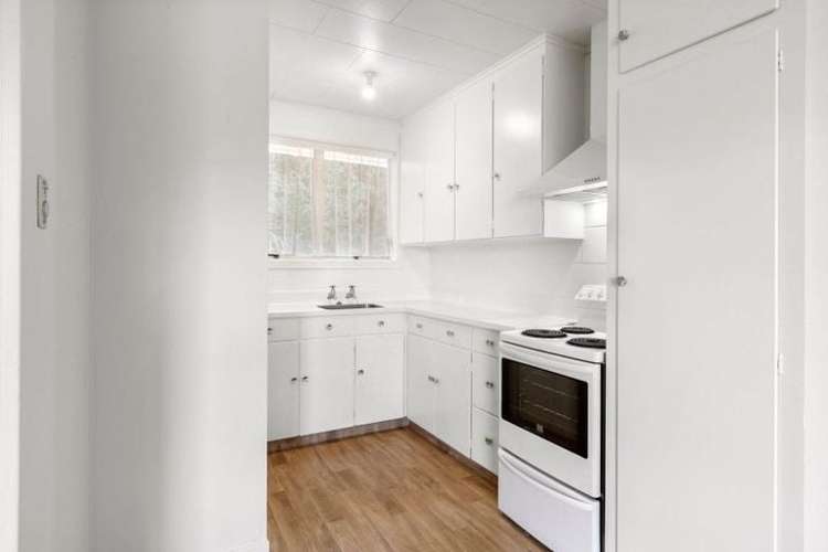 2/8A Hood Place Spotswood_3