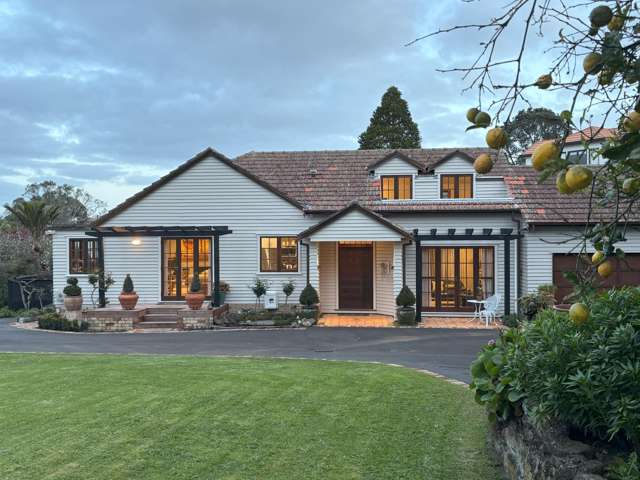 Exclusive Family Estate on 1619m2