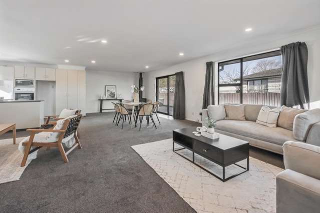 16 Dunbarton Street Redwood_2