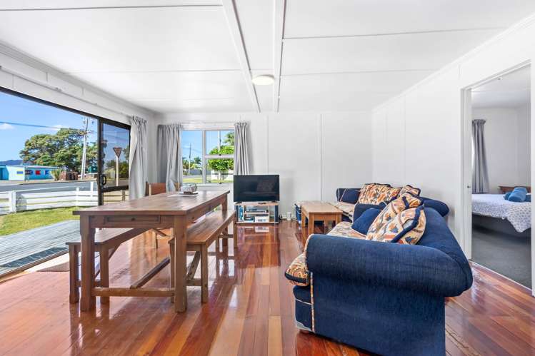2A Finch Street One Tree Point_5