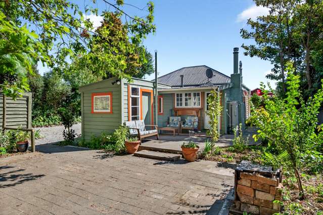 Land + Location = Pure Gold