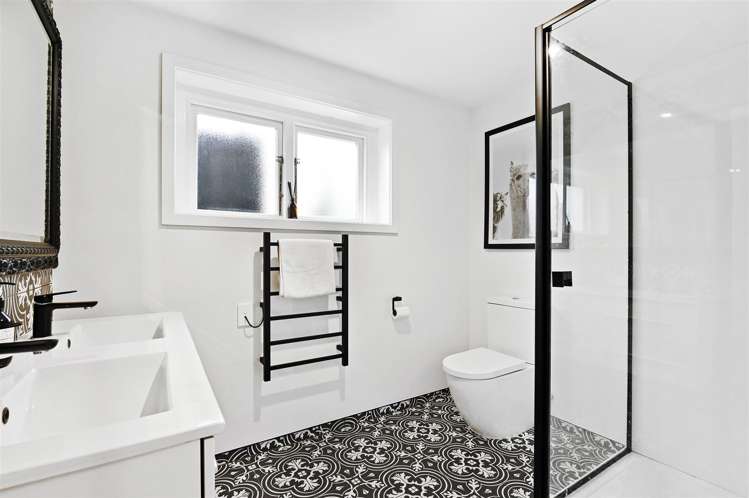 68 Blighs Road Strowan_17