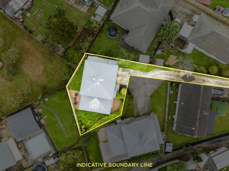 35b Coral Crescent Panmure_18