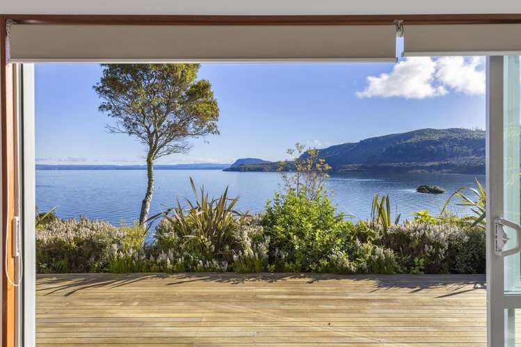 26 Whakamoenga Point Acacia Bay_7