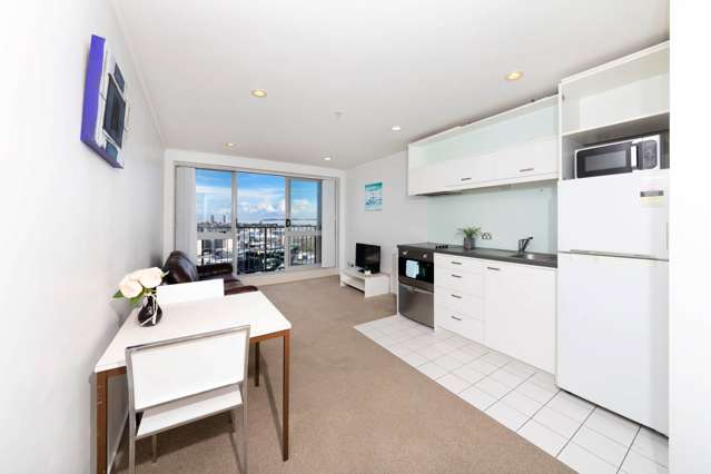 1402/53 Cook Street City Centre_1