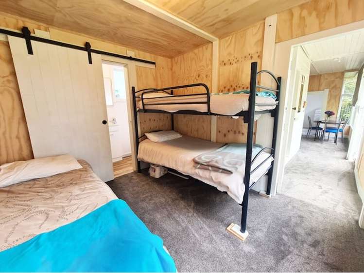 18 Violet Street Riverton_11