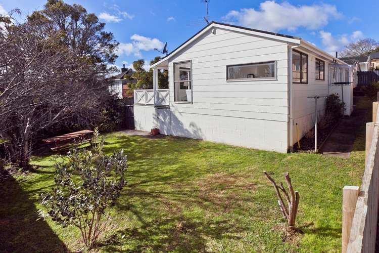 1/140 Moore Street Howick_8