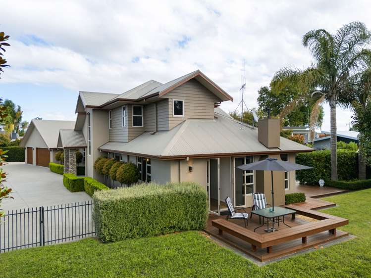 5 Cooper Crescent_2
