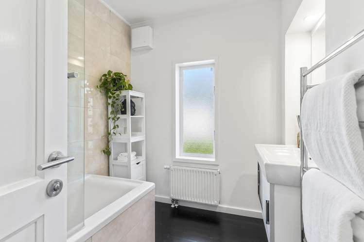 21 Westmere Park Avenue Westmere_20