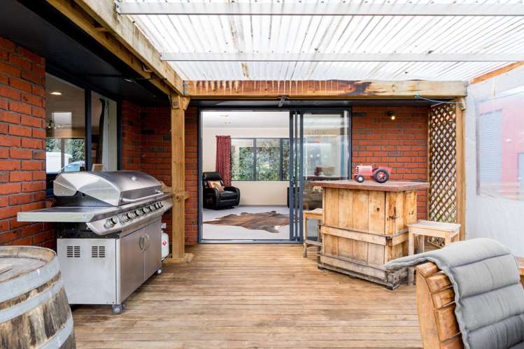 185 Centre Road Momona_10