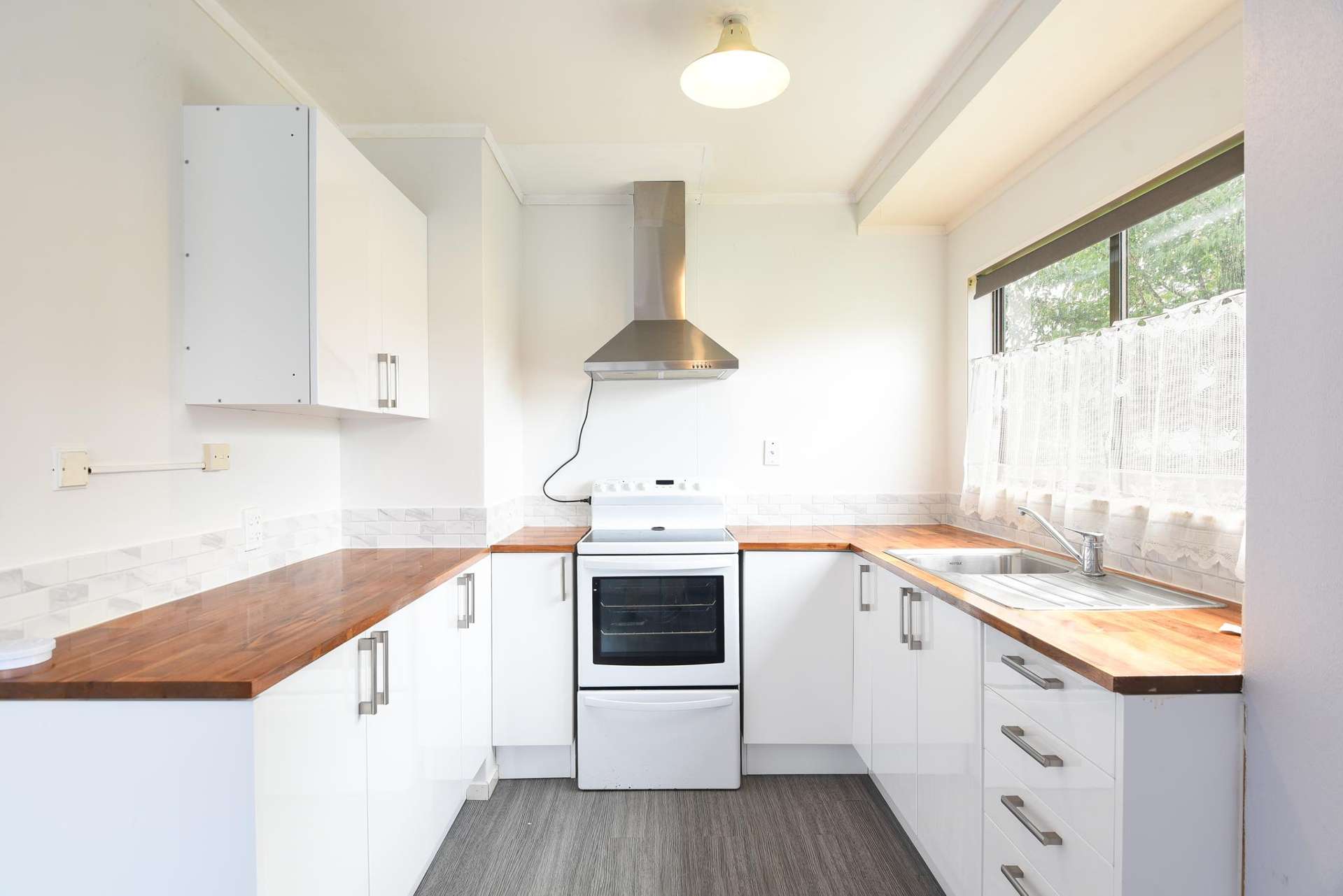15A Beech Place Owhata_0