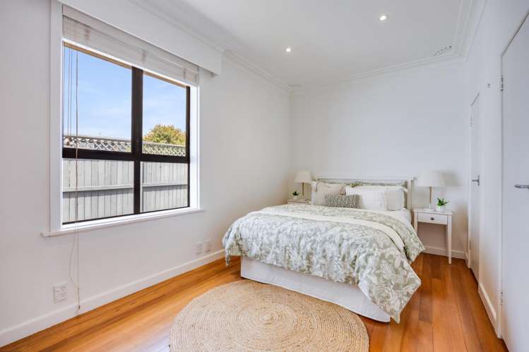 65 Kiwi Esplanade Mangere Bridge_12