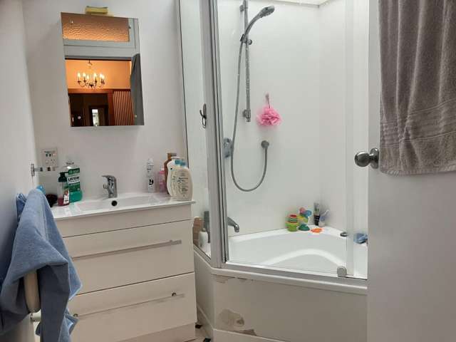 14 Selwyn Crescent College Estate_4